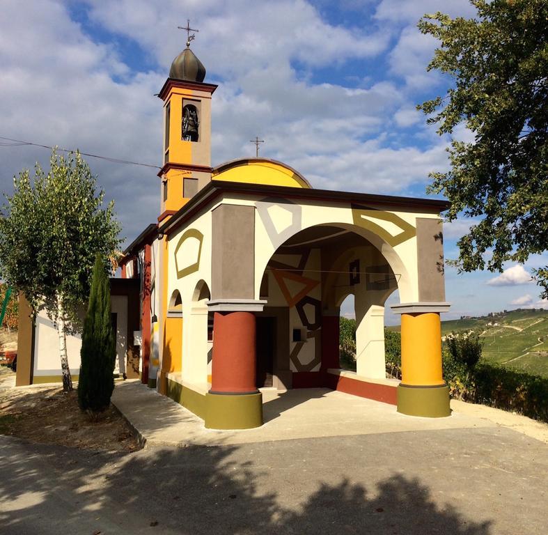 Castello Di Coazzolo Bed & Breakfast Neive Exterior photo